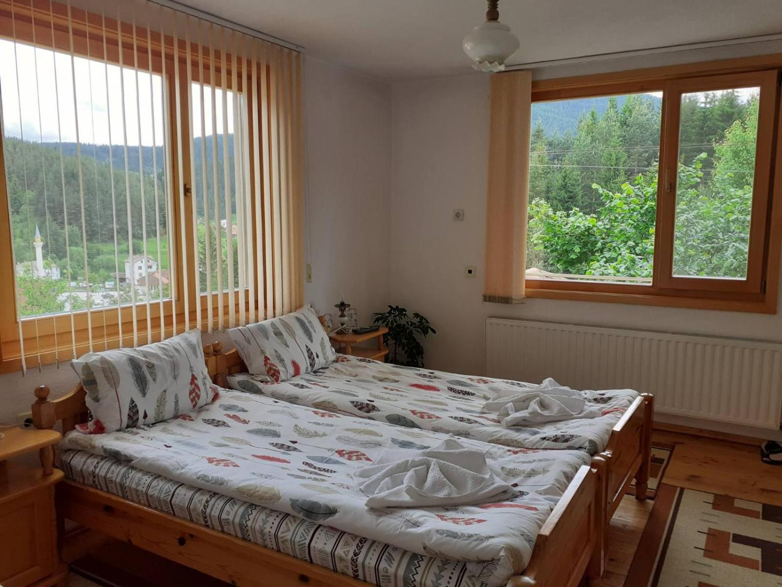 Guest House Stoletnika Yagodina Eksteriør billede